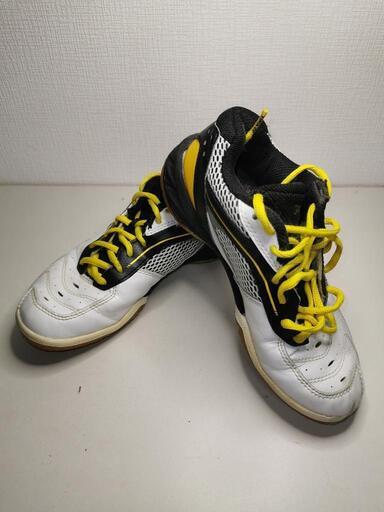 YONEX バドミントンシューズ パワークッション 22cm