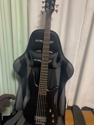 ワーウィック　5弦ベース　ソフトケース付き