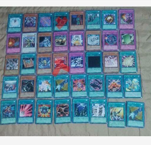 m→→→j-19-24-2遊戯王　中古銀文字38枚　　バラ売り可能