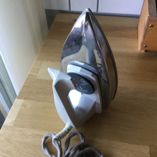 アイロン　PHILIPS社製