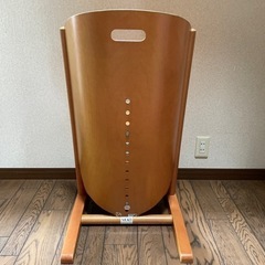 【値下げ中】MOIZI モイジ　高級ベビーチェア　学童期まで使えますの画像