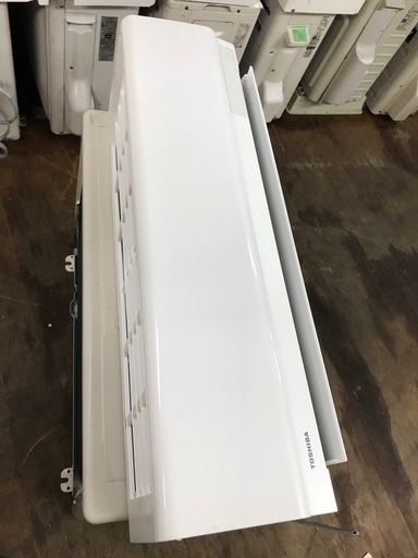 2019 Toshiba 8-10畳- エアコン設置無料