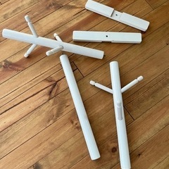 木製ハンガーラック　白　組み立て式の画像