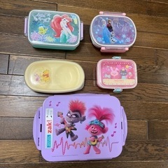 お弁当箱 ５個もらってください