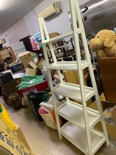 斜め棚服部家具センター まだまだ使えますしげん屋