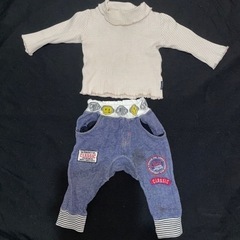 3. 決まりました。ベビー服　男女兼用　秋冬用　上下2枚　70サイズ