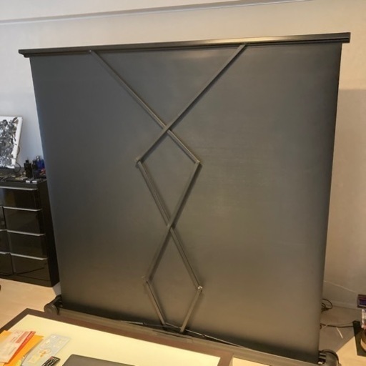 80インチスクリーン　未使用品