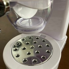 フードディスペンサーの画像