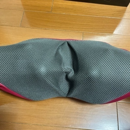 肩コリに効く　3Dほぐし機