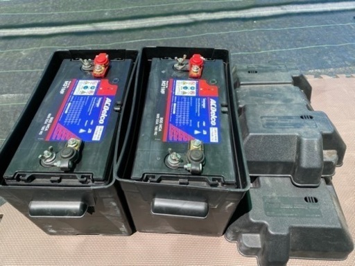 インバーター　4000W 最大 8000W  バッテリー2個ケース付き