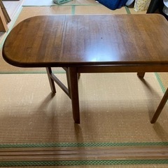折りたたみダイニングテーブル
