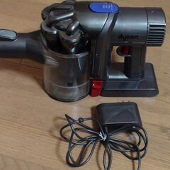dyson ハンディークリーナー★コードレスクリーナー★DC45