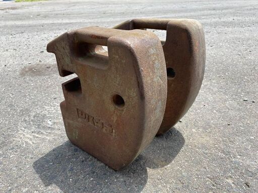 中古　トラクター　おもり　ウェイト　32キロ　2個セット　シバウラ