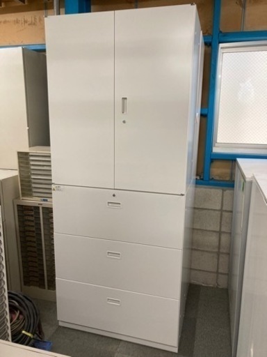 イトーキ シンラインキャビネット 両開き ラテラル書庫上下セット 中古