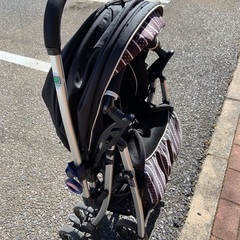ピジョン  ベビーカーの画像