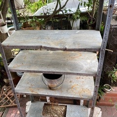 ブリキの棚、ガーデニング用、ガレージ用　　引き取り限定の画像