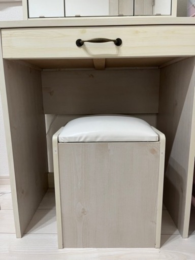 美品！ドレッサー＋イス