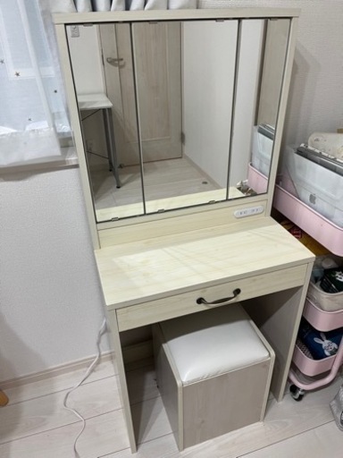 美品！ドレッサー＋イス