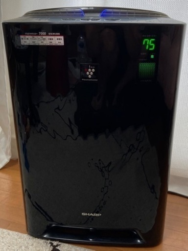 シャープ　プラズマクラスター空気清浄機　2011年製