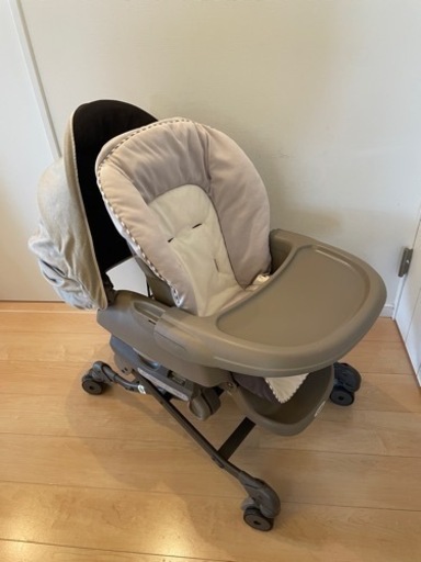 combi ハイ&ロー ネムリラAT BEDI電動スイングベッド&チェアー