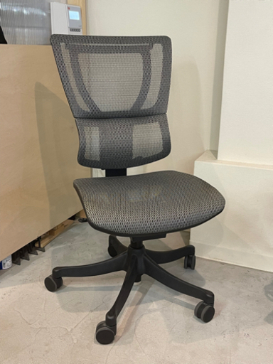 (ご成約済み) 定価5.3万 エルゴヒューマン スマート グレー