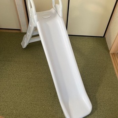 折りたたみロング滑り台(トイザらス)の画像
