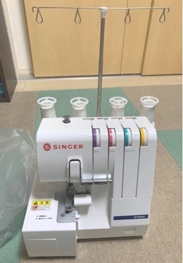 ほぼ新品　SINGER ロックミシン　sf-600df
