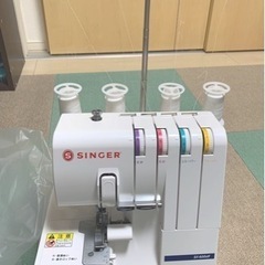 ほぼ新品　SINGER ロックミシン　sf-600dfの画像