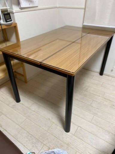 ダイニングテーブル