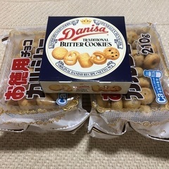 食べ応え十分!!お菓子大安売り。