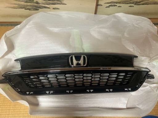 【新品未使用】フリードのフロントグリル