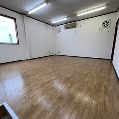 大家直　ハウスクリーニング済み　滋賀県　愛知郡　愛荘町　蚊野外　2DK  戸建賃貸　テナント可　ロードサイド物件　店舗、住宅、倉庫、事務所、工房　駐車場複数台分あり ペット可　賃貸　物件　不動産　敷金無料　礼金無料　DIY可　セルフリフォーム可 セルフ内見可　外国人可　生活保護可 - 愛知郡