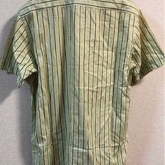 未使用に近いTOMMY HILFIGERグリーン系？シャツロゴ清楚人気オシャレストライプ 素敵カットソー Tシャツ大活躍人気の画像