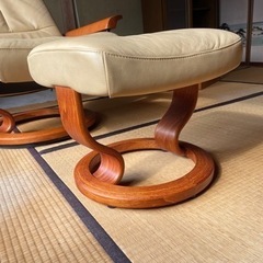 美品】EKORNES(エコーネス) 本革 オットマン付き ストレスレス (アーム
