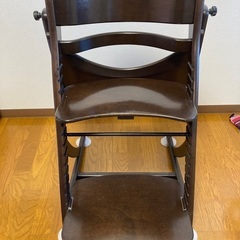 すくすくチェア