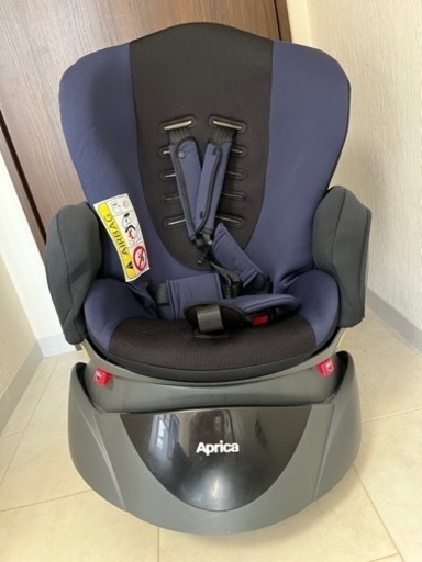 チャイルドシート　ディアターンプラスAB ネイビー