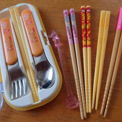 子供用箸　プラスチックコップ　等セットで！の画像