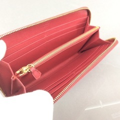PRADA プラダ ピンクレザー サフィアーノ ラウンドファスナー長財布の画像