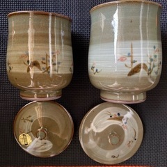 値下げ　有田焼　夫婦湯呑み　蓋つきの画像