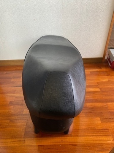 値段交渉あり！ほぼ新品バイク　シート\u0026シートボックス