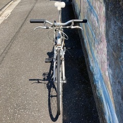 ホワイトクロスバイク❗️ちょいとカスタマイズ❗️整備済み！の画像