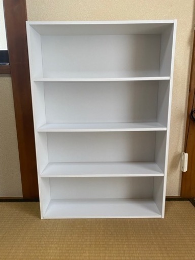 本棚またはCDラック