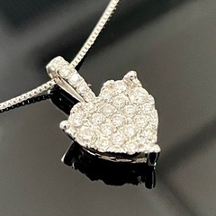 【超美品‼️】天然ダイヤモンド K18WG ホワイトゴールド レディースネックレス ハート型♪