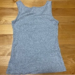 グレータンクトップ　UNIQLOの画像
