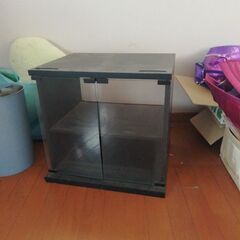 テレビ台用のキャビネット