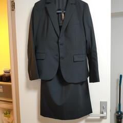 【美品】就活スーツ 9号 レディース (SUITS COMPANY)の画像