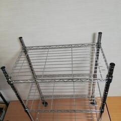 キャスター付き 3段アルミラックの画像