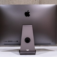 Apple iMac Pro 10コアIntel Xeon W/32GB/1TB/Vega 64の画像