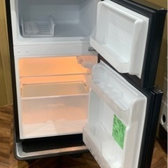 ★中古品　Comfee 2022年製 2ドア冷凍冷蔵庫 90Lの画像