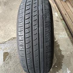 タイヤ中古　215-60-17　